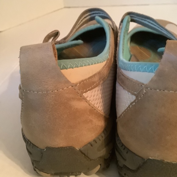 Skechers Mary Jane Flats Tan Size 10 - Picture 5 of 12